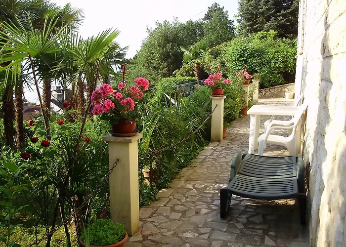Ana * Opatija