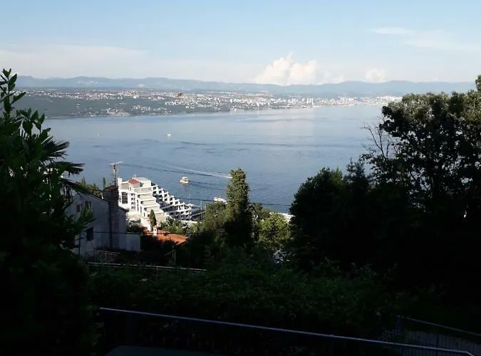 Ana * Opatija