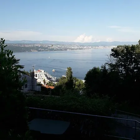 Ana * Opatija